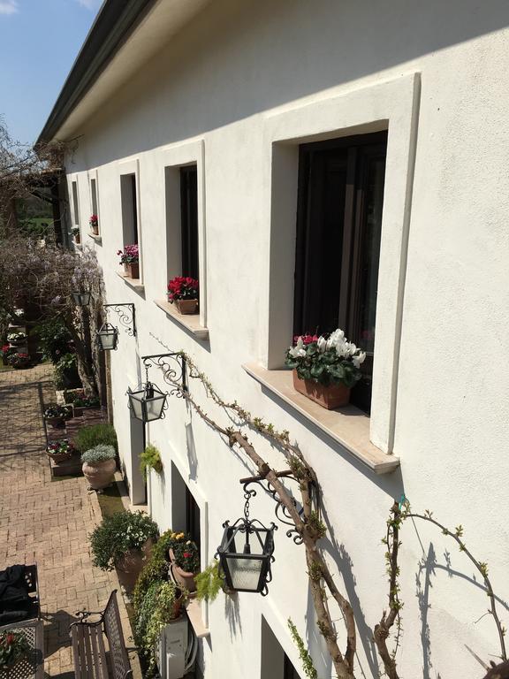 Il Casale Di Riardo Luxury B&B Luaran gambar